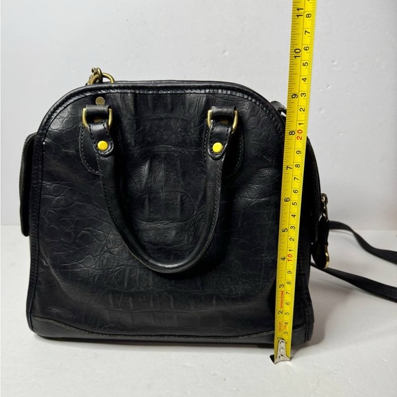 Vintage BRAHMIN Black Croc Leather Sathel Crossbody Hand Bag - Picture 11 of 14